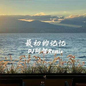 男生将78申请女生的定眼漫画
