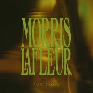 男生将78申请女生的定眼漫画
